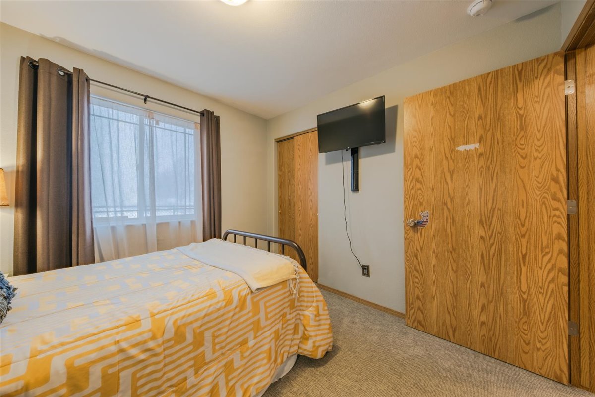 24 Diane Road C