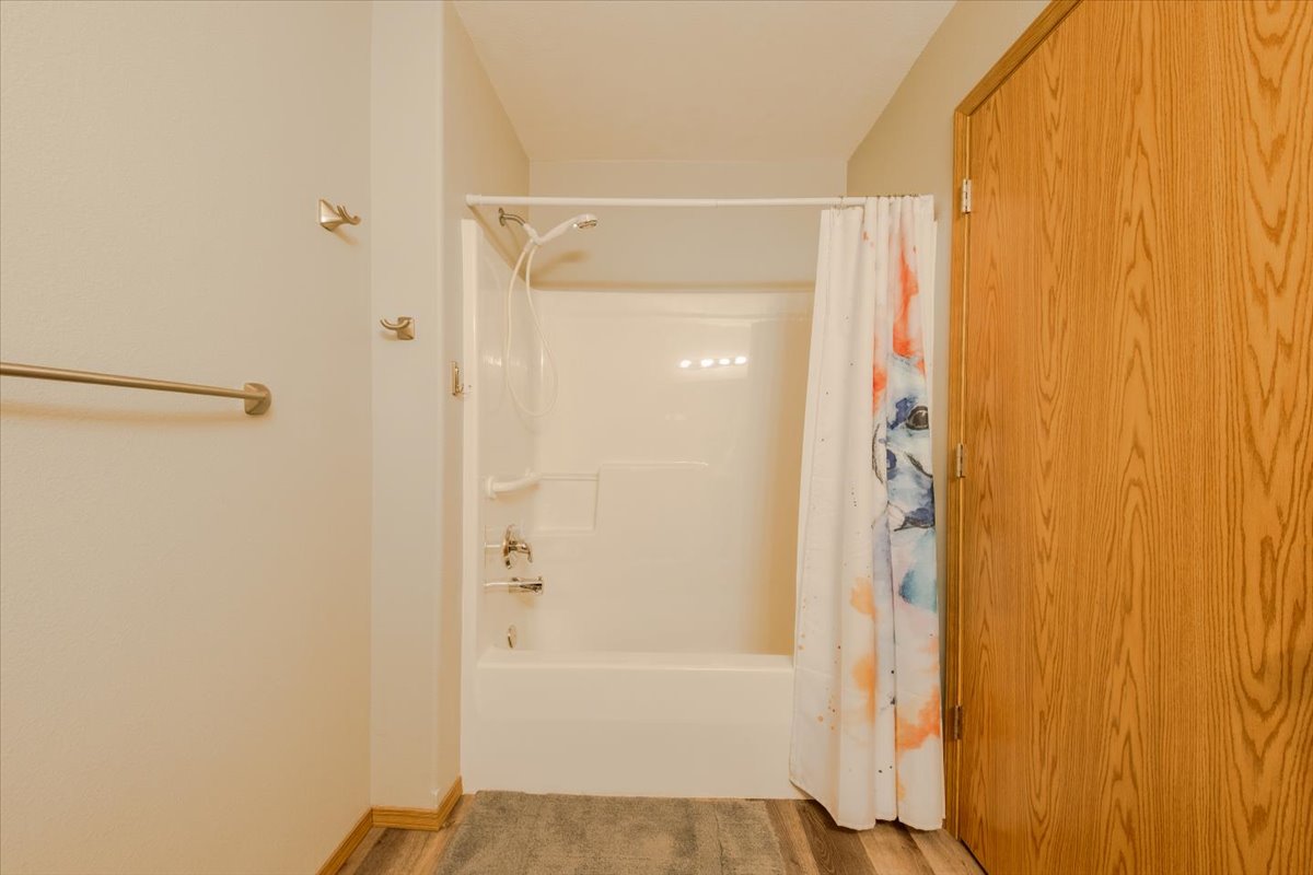 24 Diane Road C