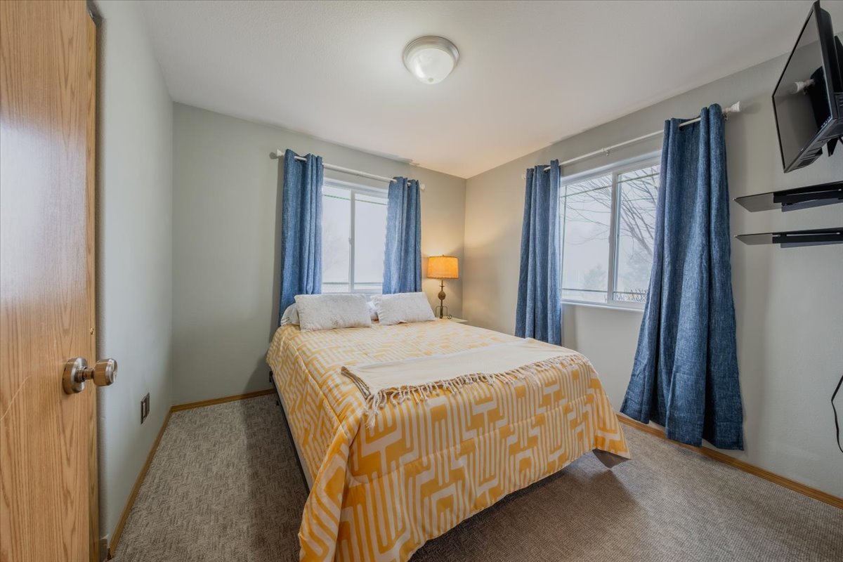 24 Diane Road C