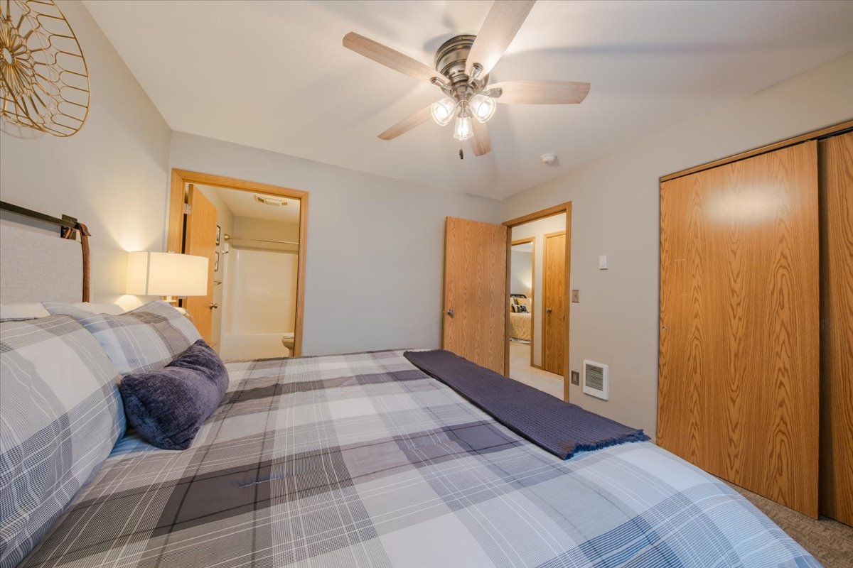 24 Diane Road C