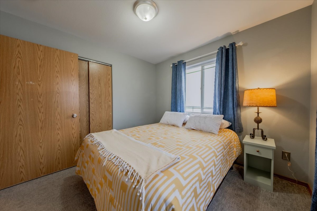 24 Diane Road C