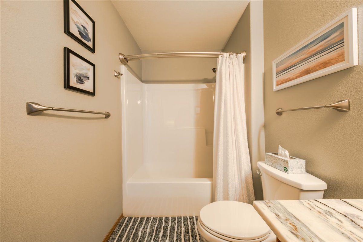 24 Diane Road C