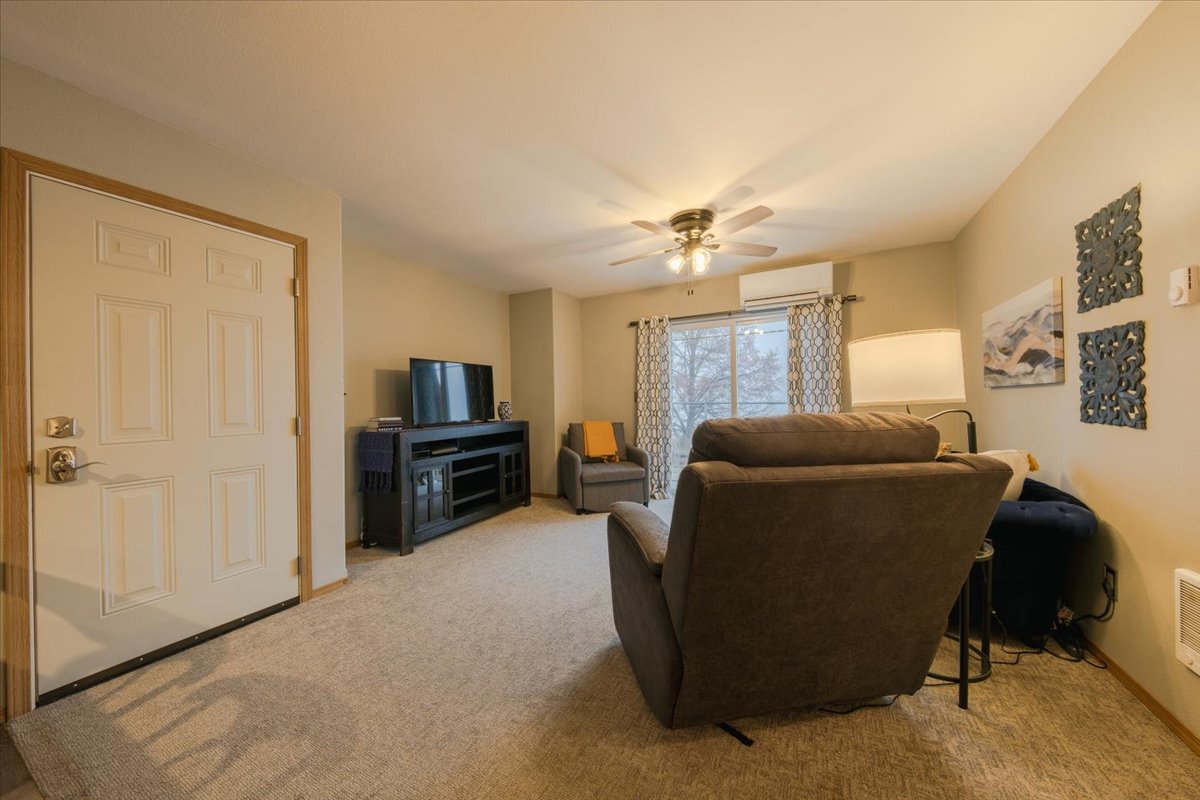 24 Diane Road C