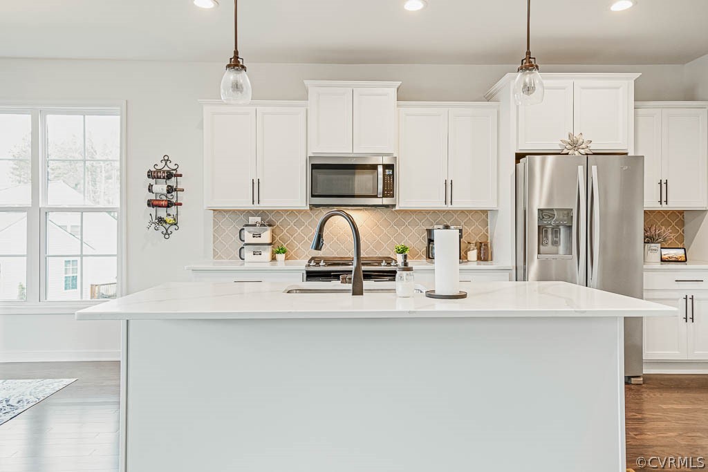 8818 Fishers Green Ct