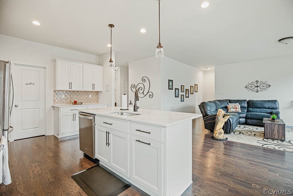 8818 Fishers Green Ct