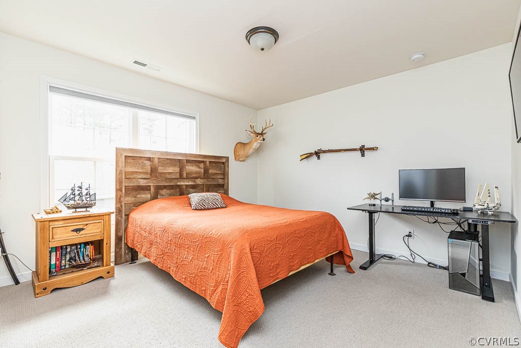 8818 Fishers Green Ct