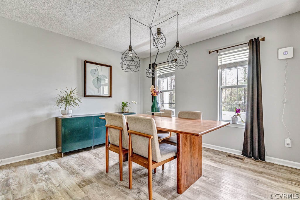 3210 Magnolia Woods Ter