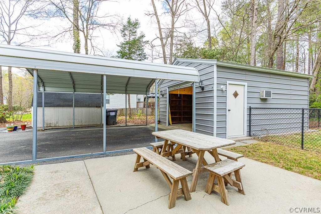 3210 Magnolia Woods Ter