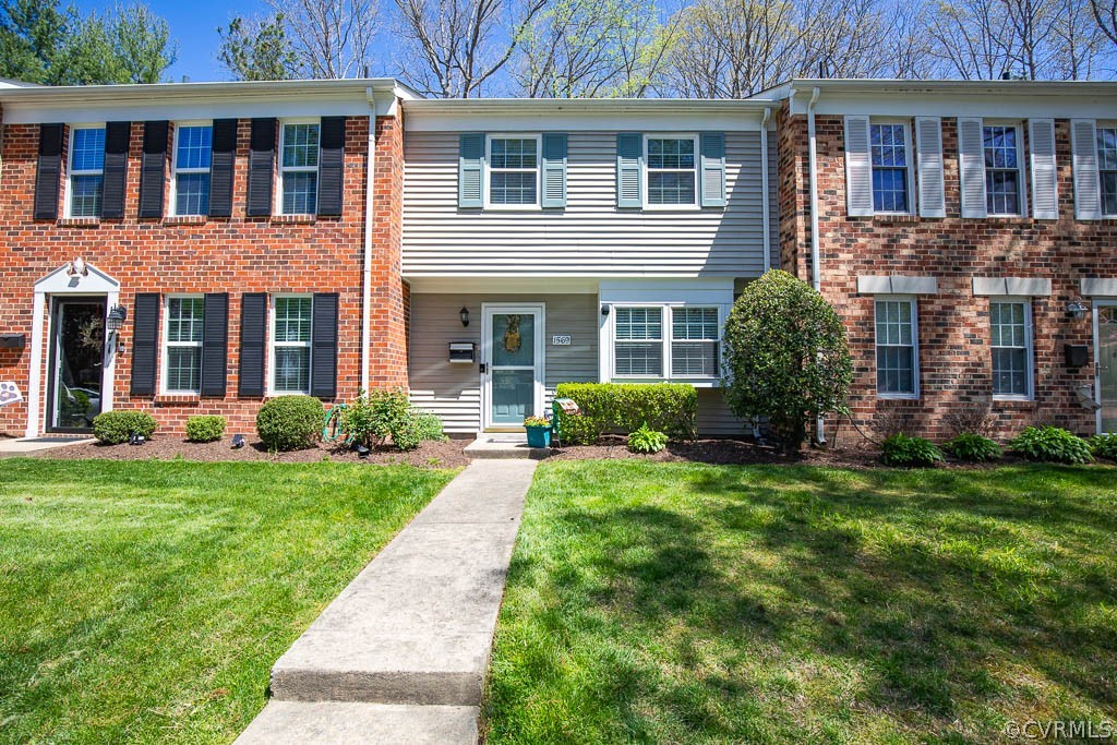 1569 Heritage Hill Dr