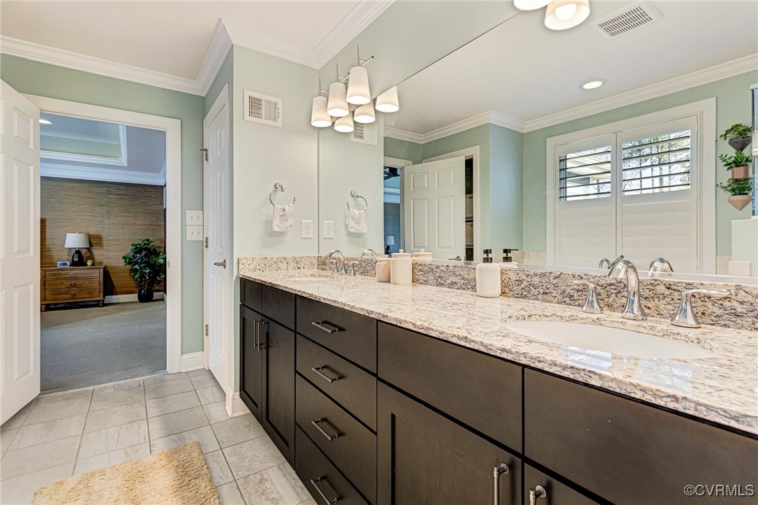 7012 Silverthread Dr