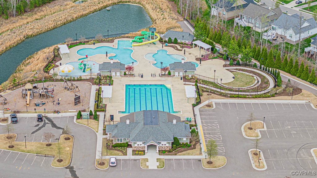 7012 Silverthread Dr