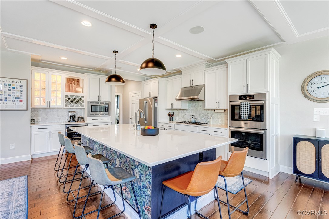 7012 Silverthread Dr