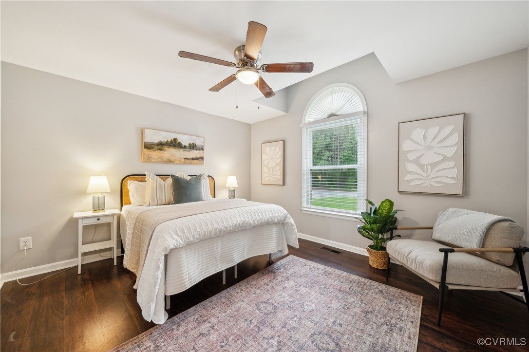 4300 Branchester Parkway