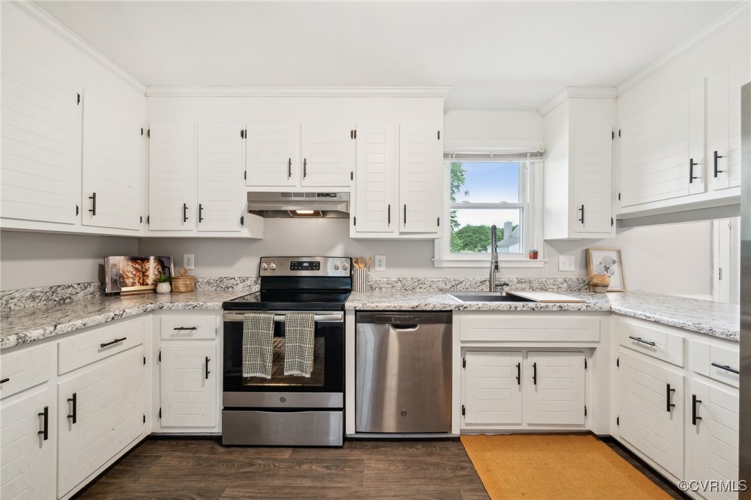 4300 Branchester Parkway