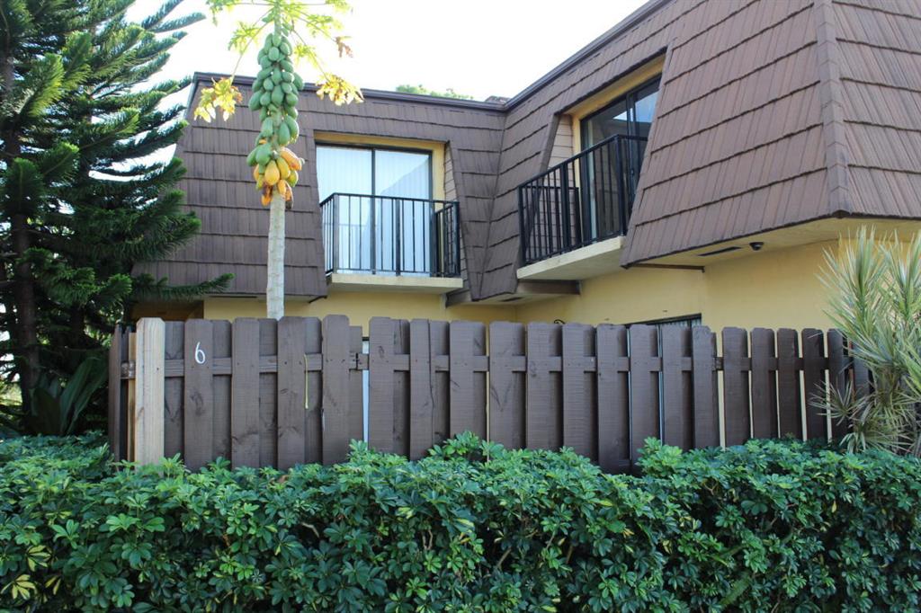 4225 Turnberry Circle 6