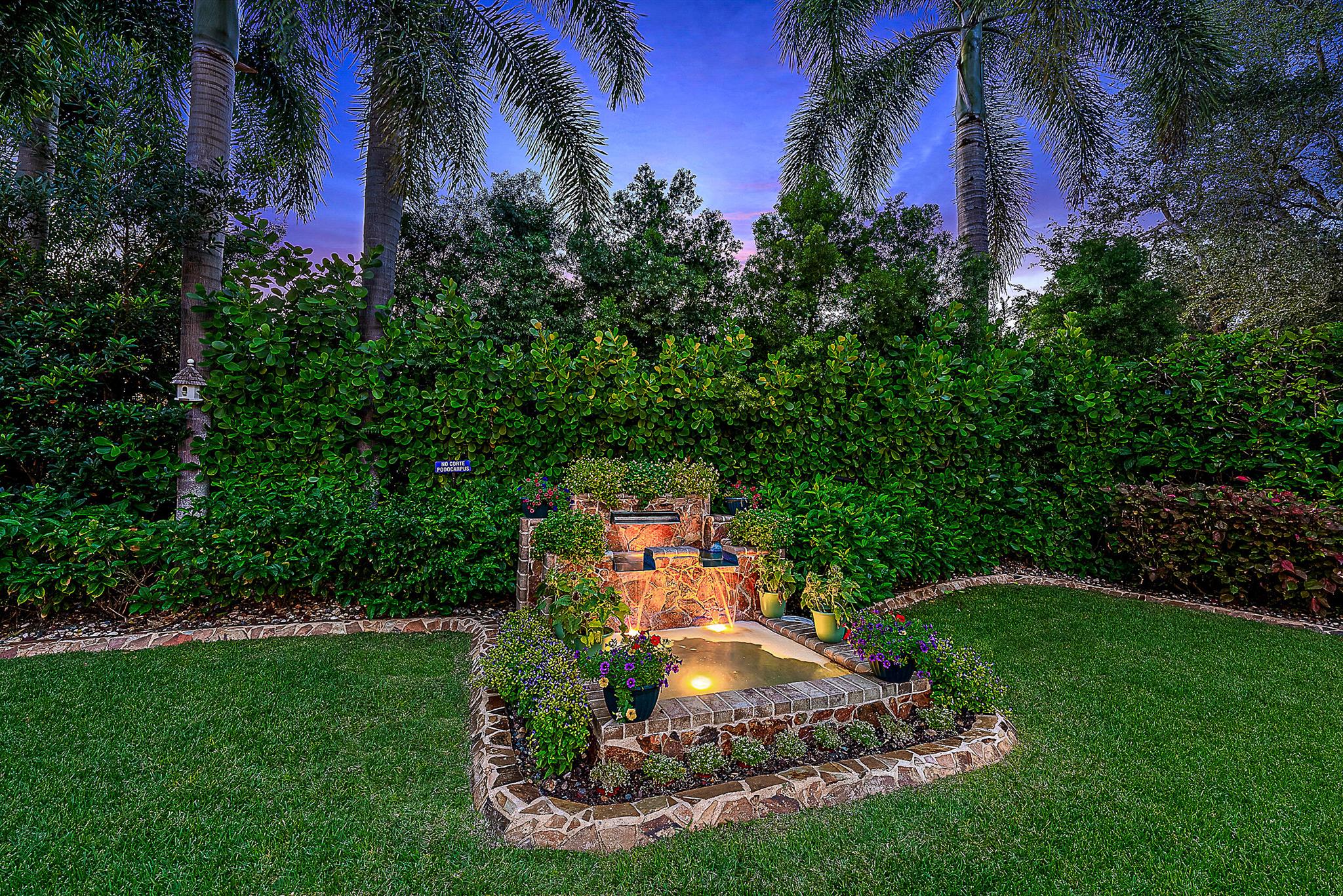 3902 Captains Way