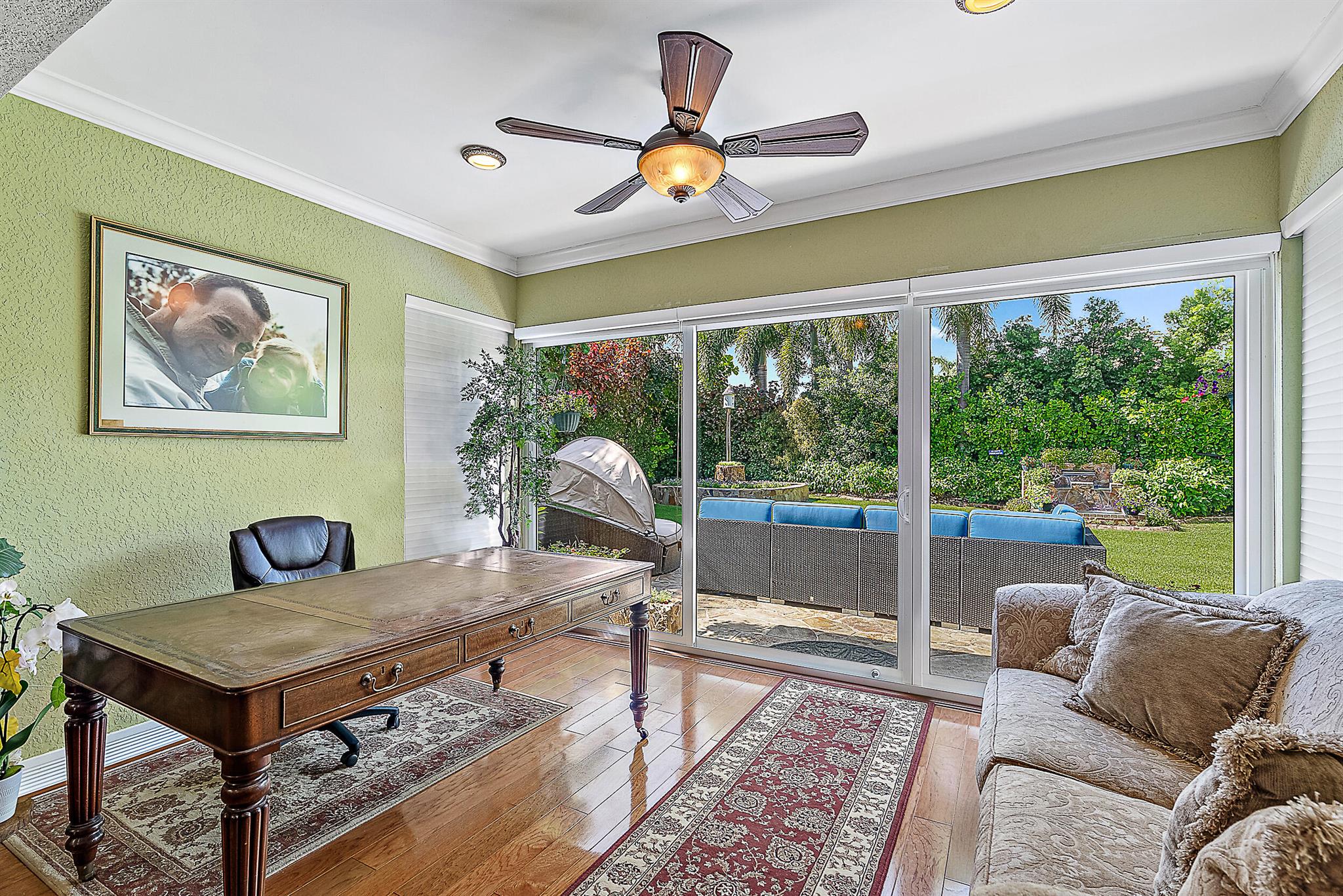 3902 Captains Way