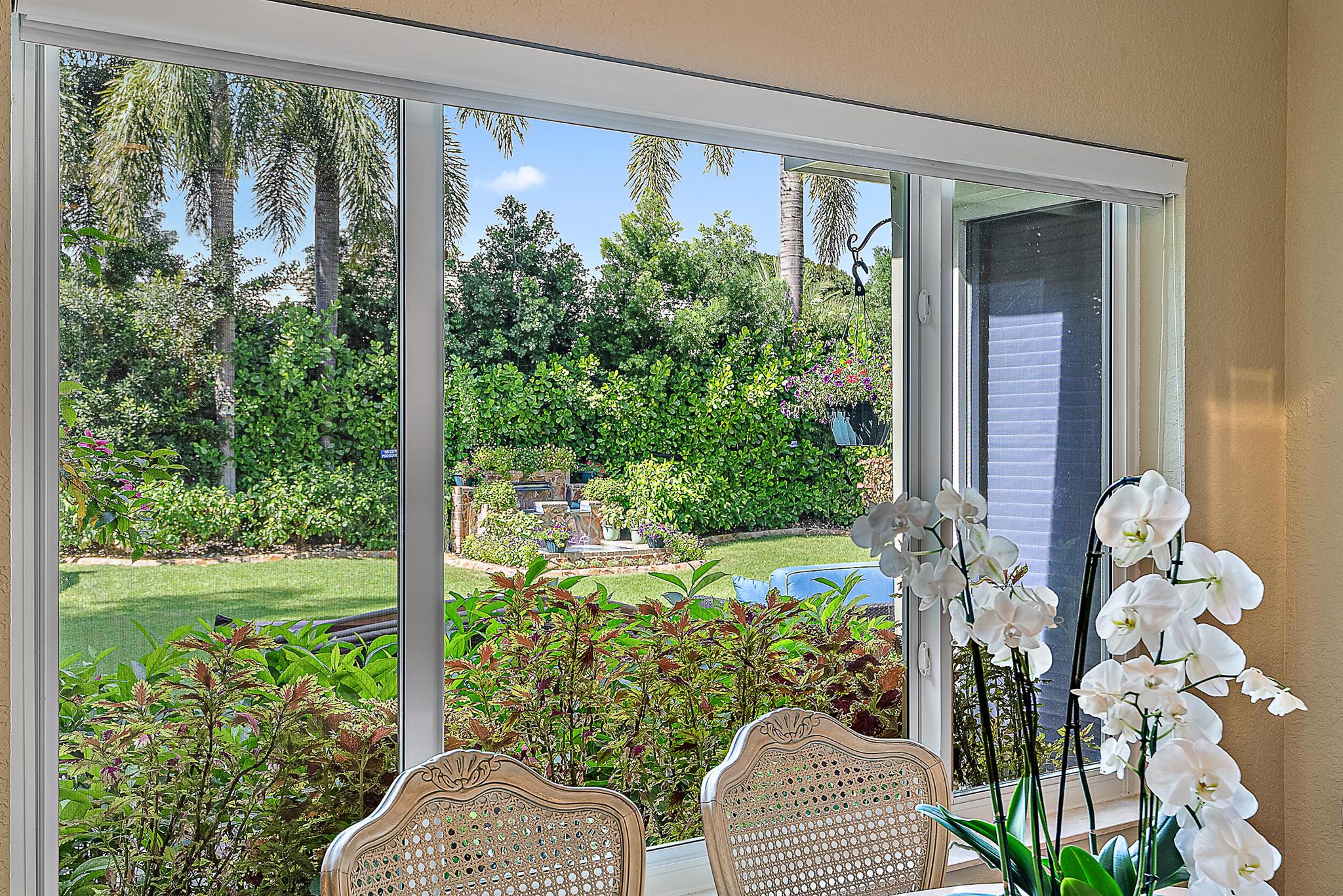 3902 Captains Way