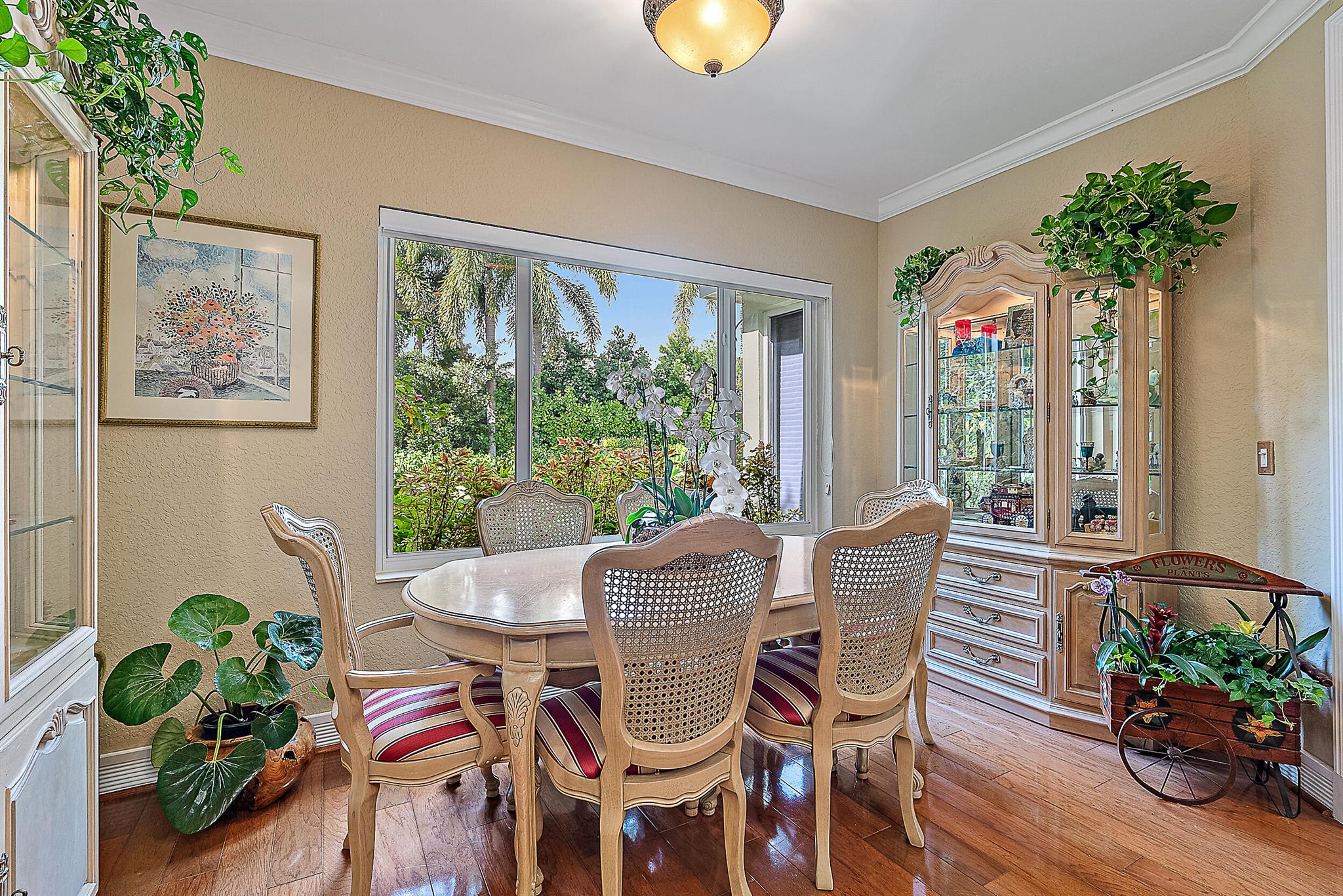 3902 Captains Way
