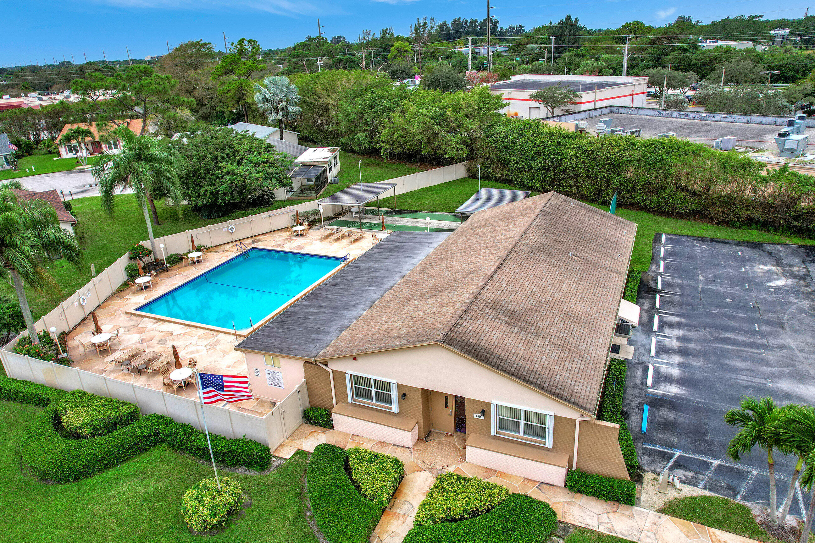 6302 Summer Sky Lane