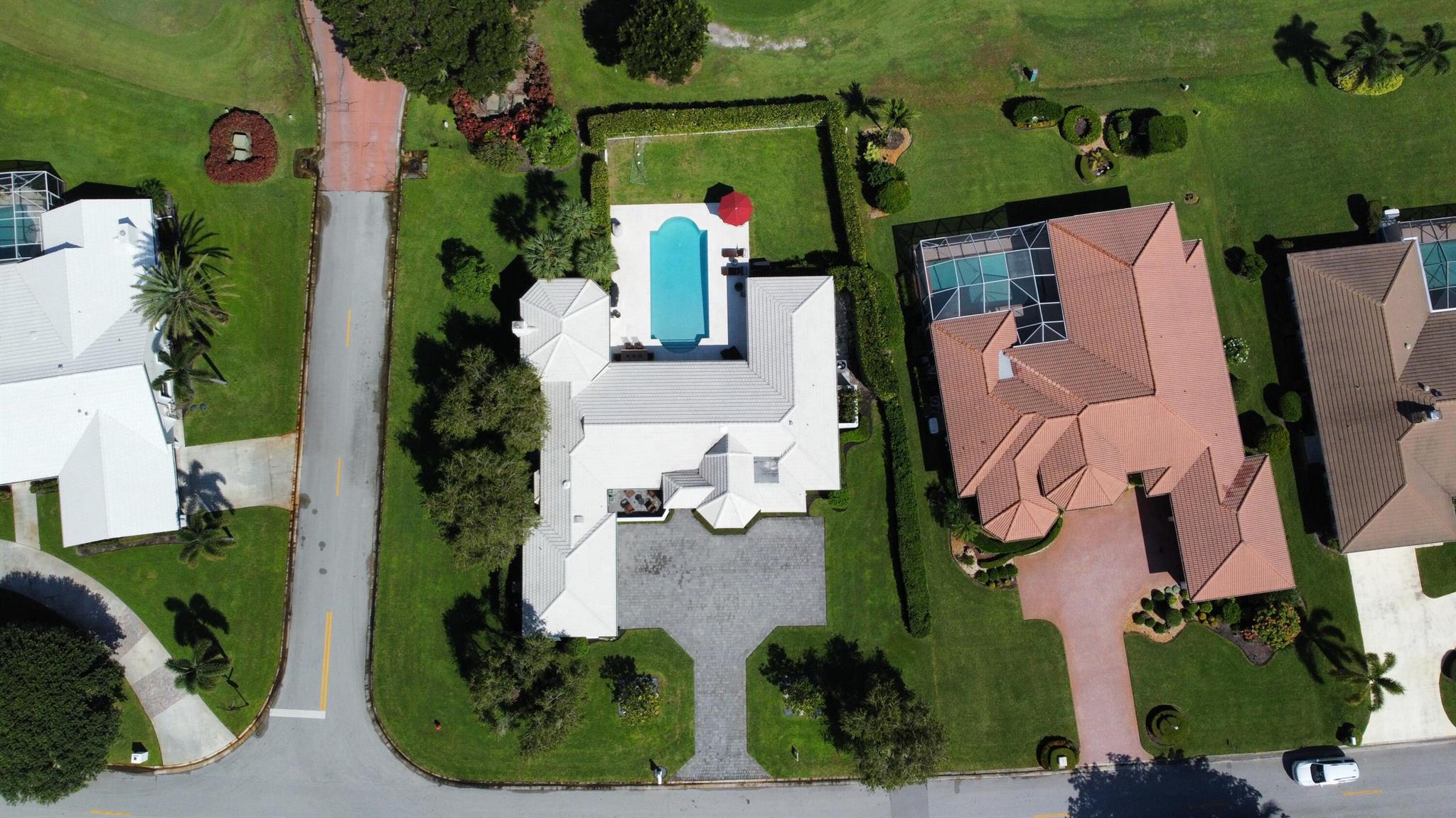 440 Glenbrook Drive
