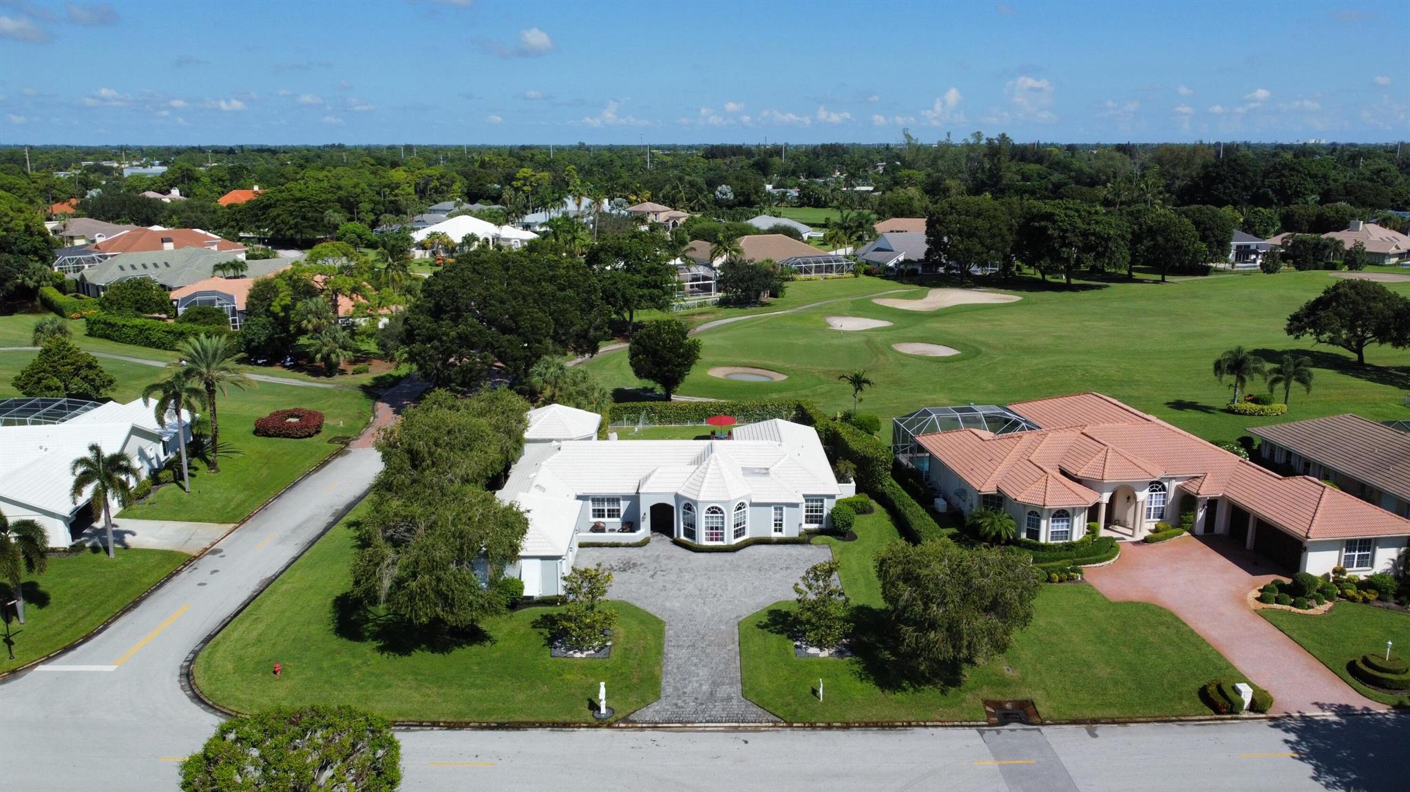 440 Glenbrook Drive