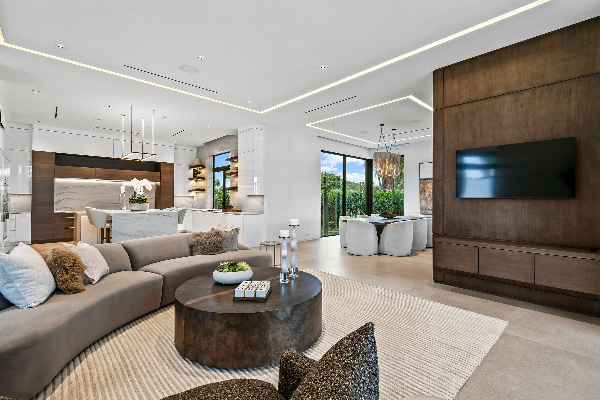 127 Spinnaker Lane