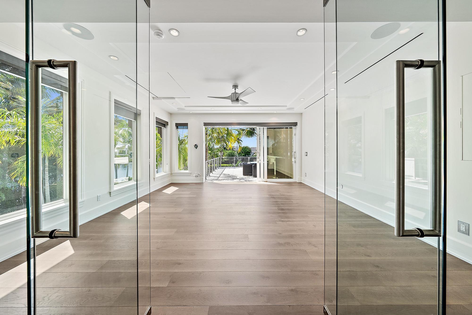 177 Commodore Drive