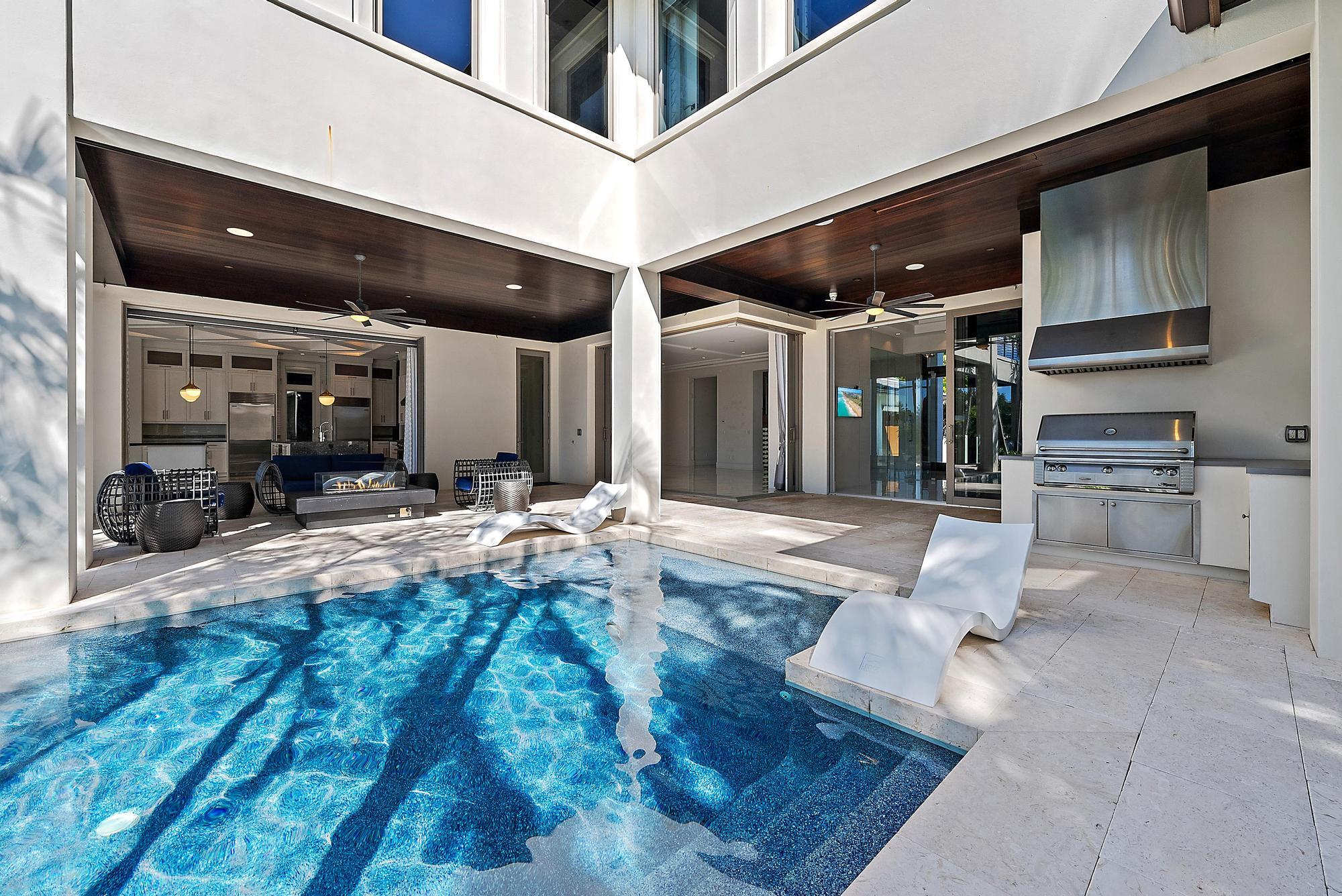 177 Commodore Drive