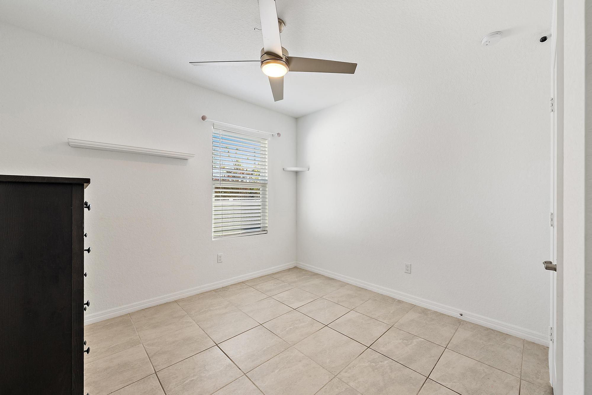 2574 SW Cameo Boulevard, Port St. Lucie