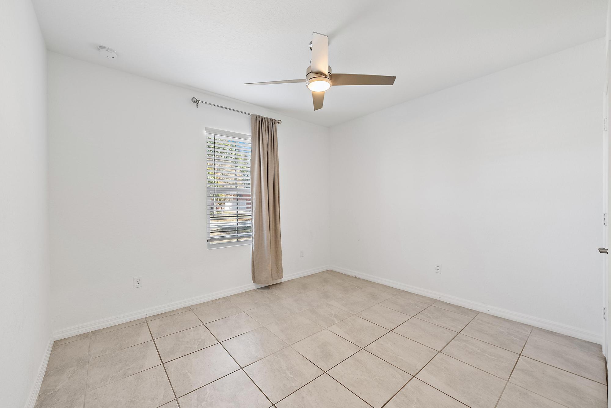 2574 SW Cameo Boulevard, Port St. Lucie