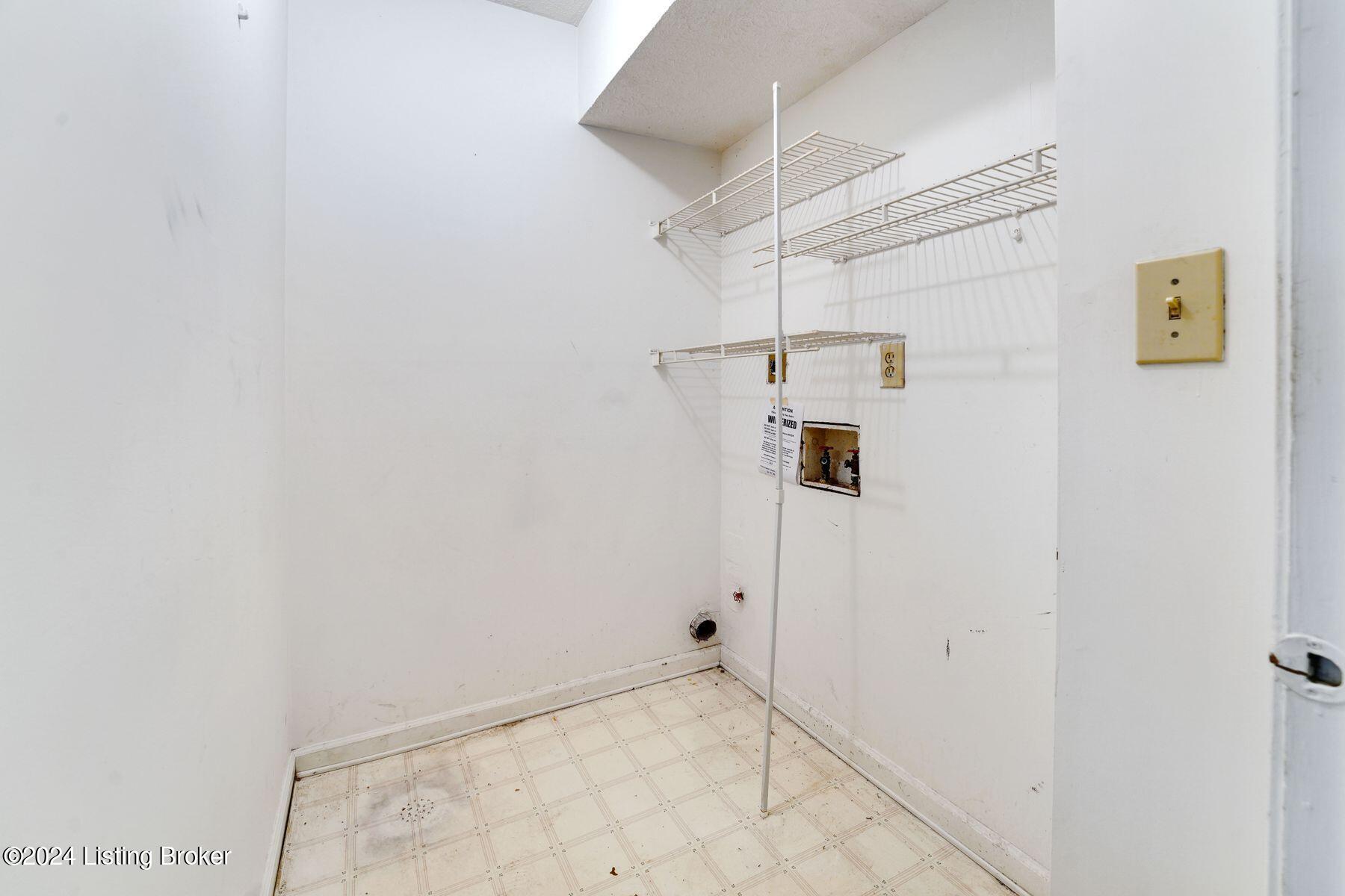 101 Kentucky Cir
