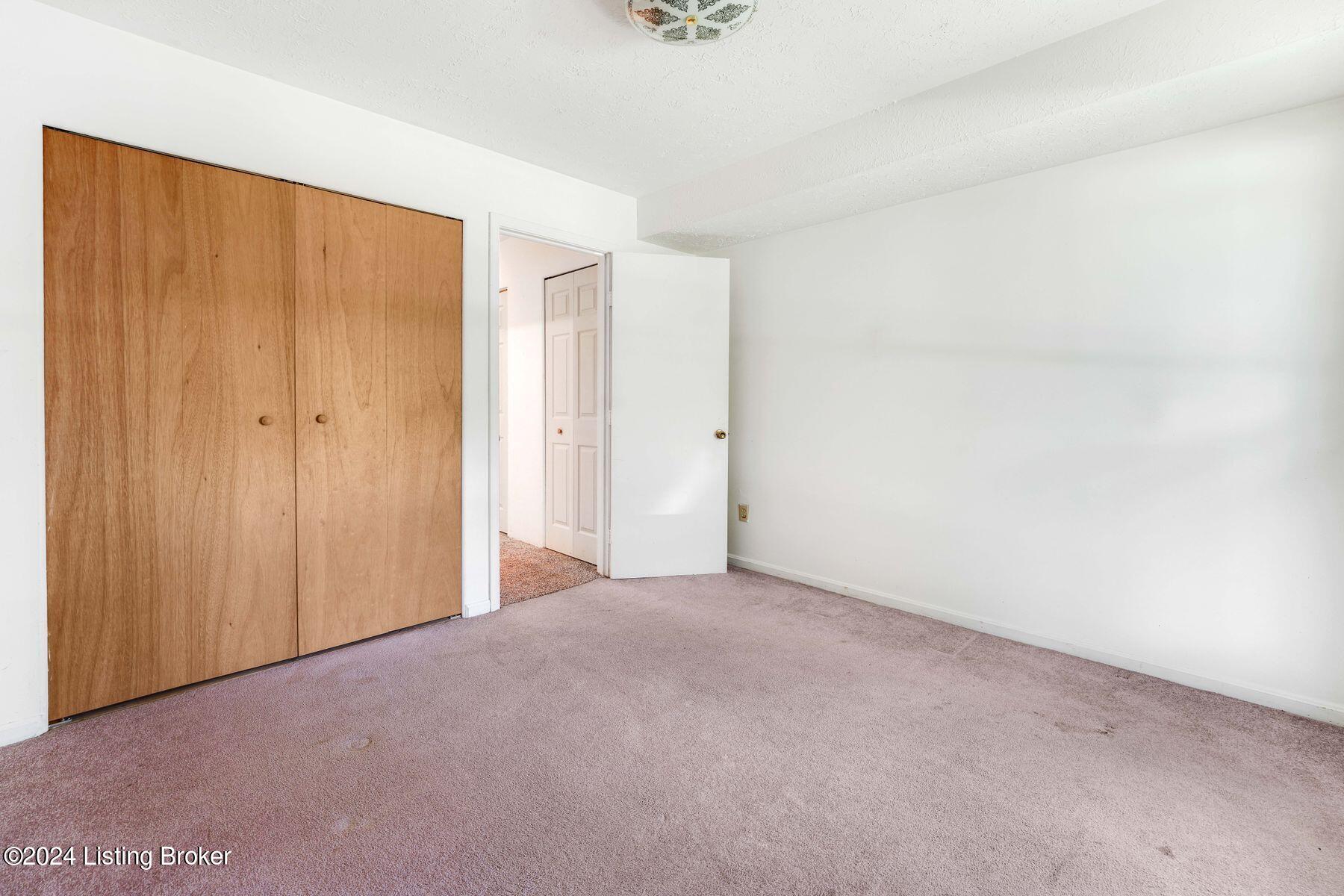 101 Kentucky Cir