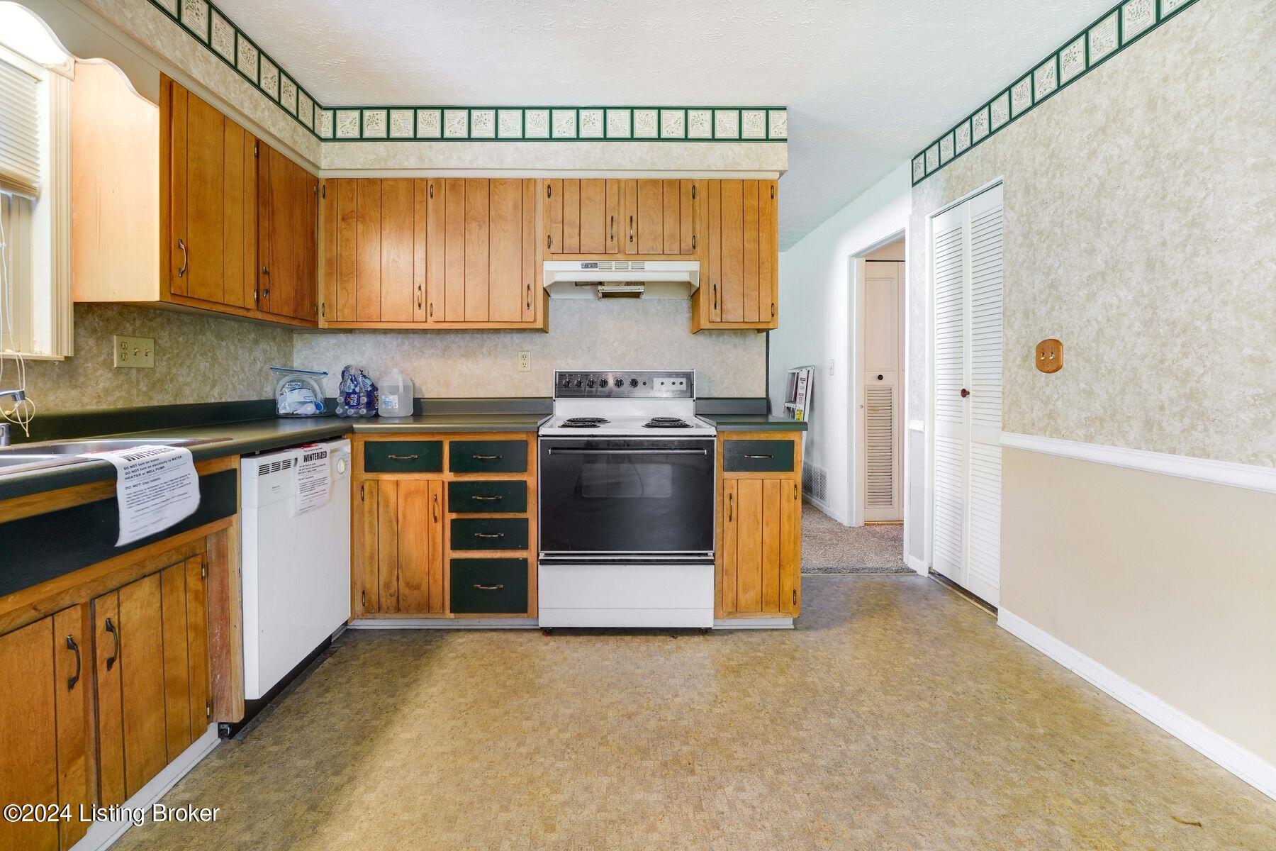 101 Kentucky Cir