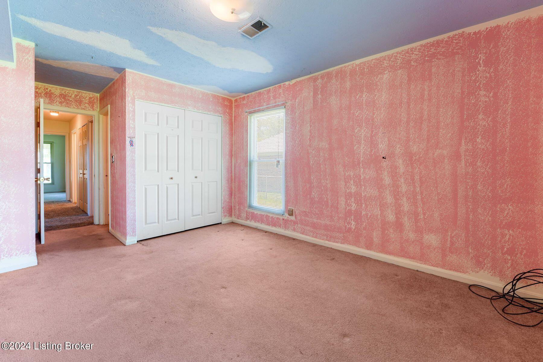 101 Kentucky Cir