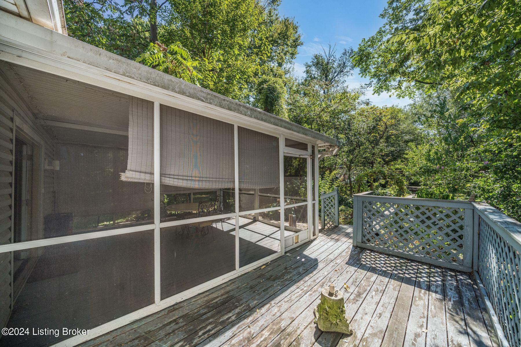 1318 Highland Ave