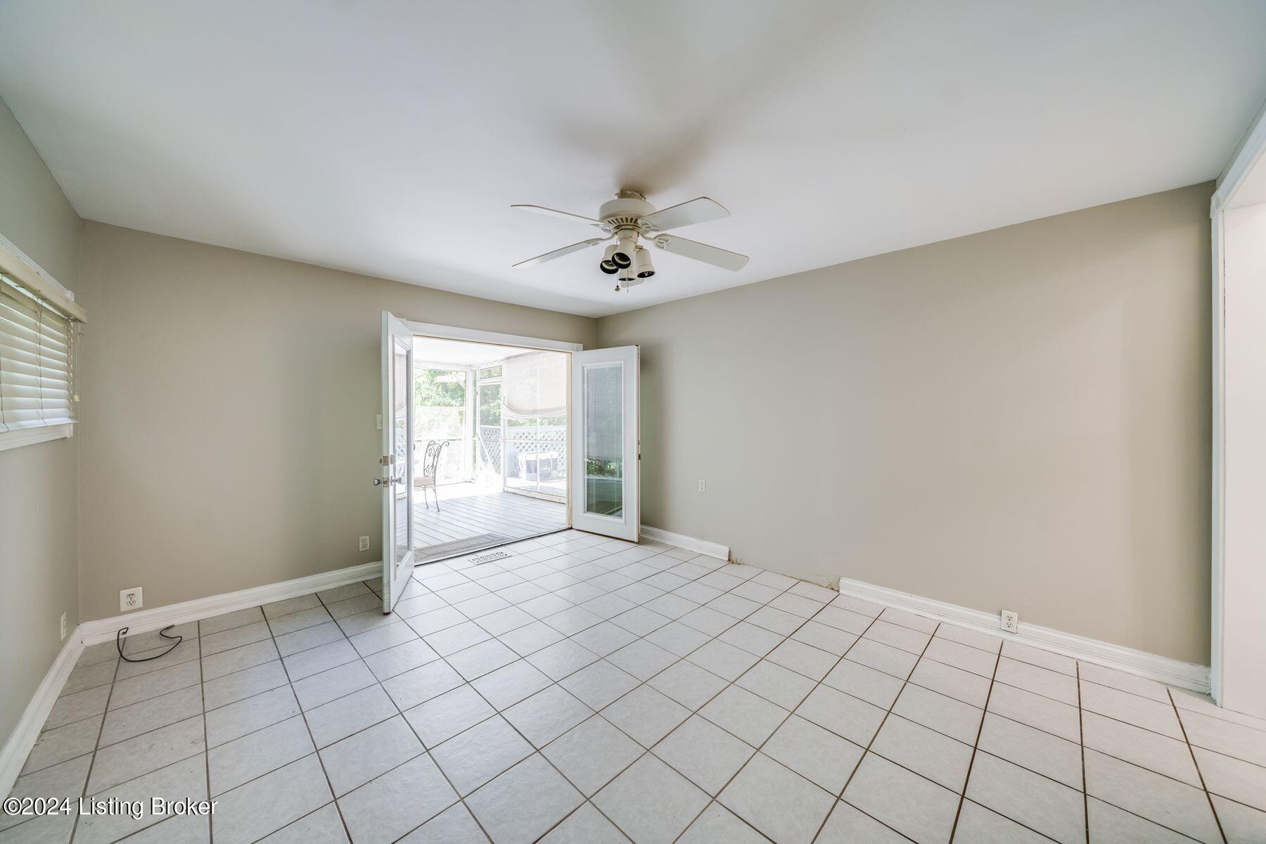 1318 Highland Ave