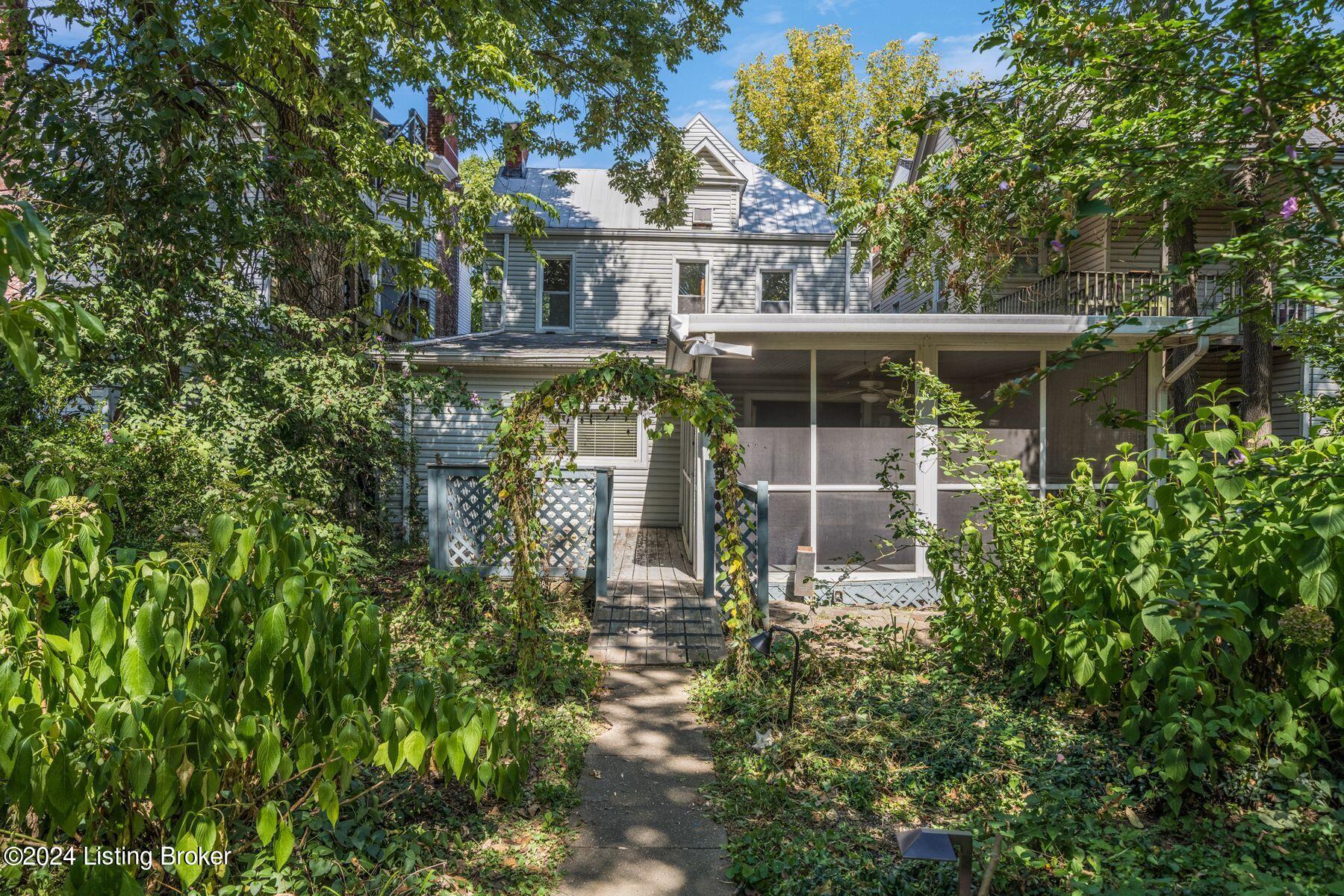 1318 Highland Ave