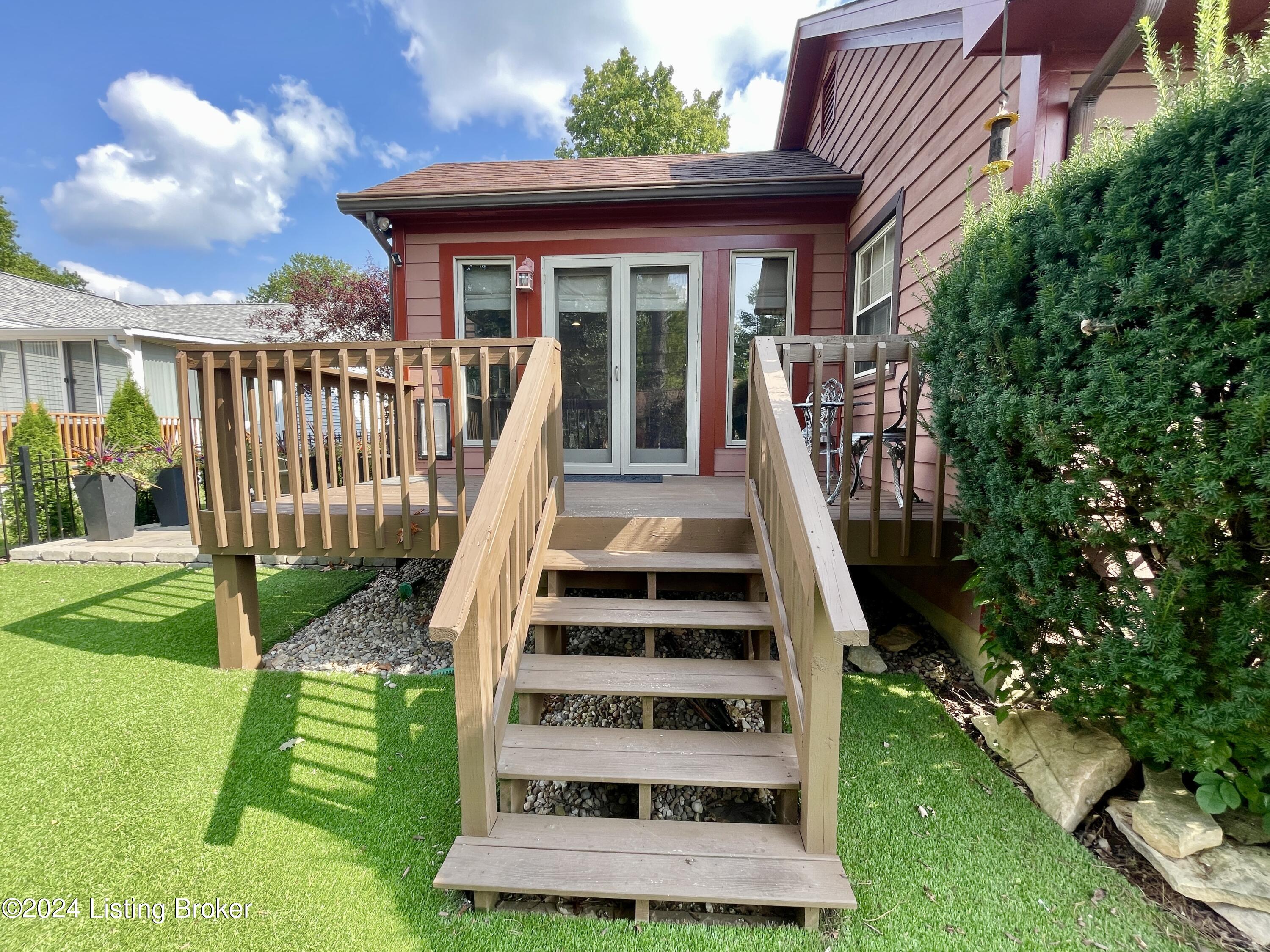 1828 Arboro Pl