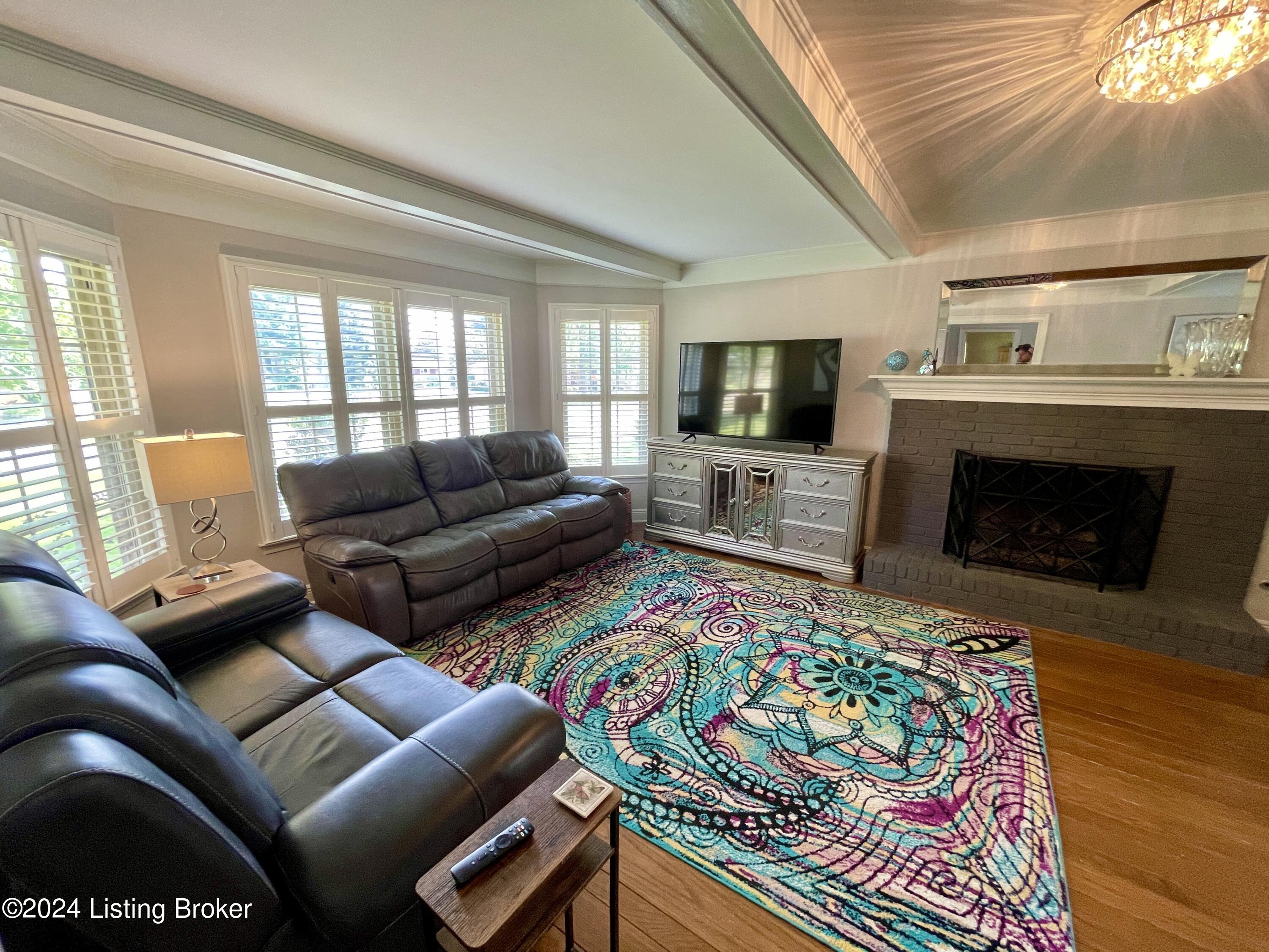 1828 Arboro Pl