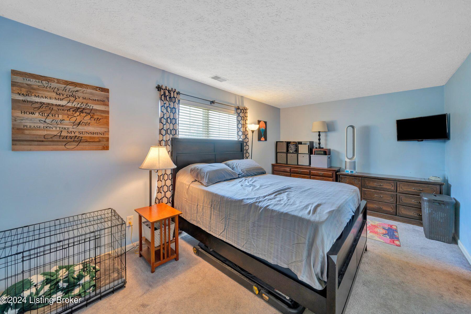 149 Sara Ct