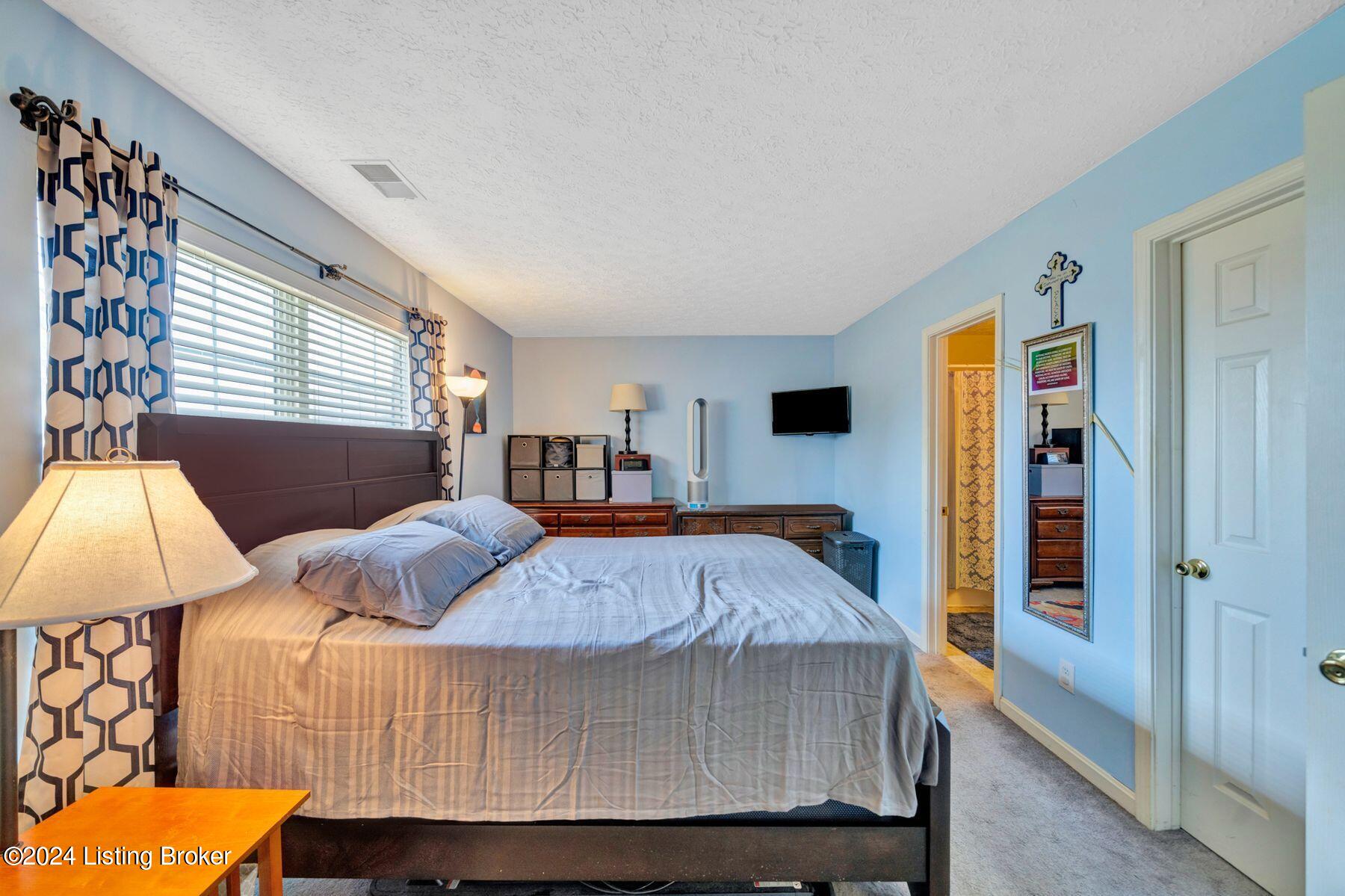149 Sara Ct