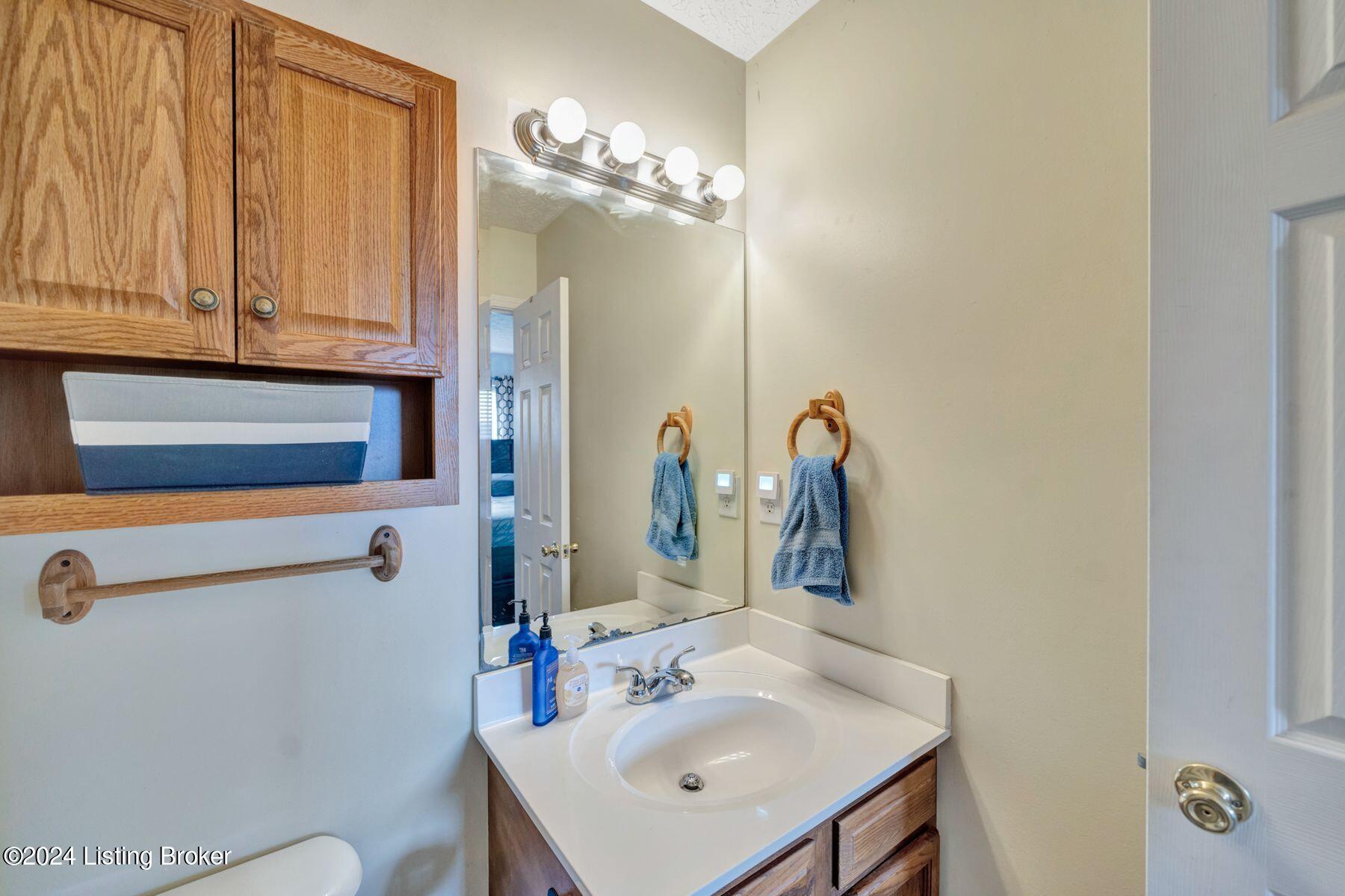 149 Sara Ct