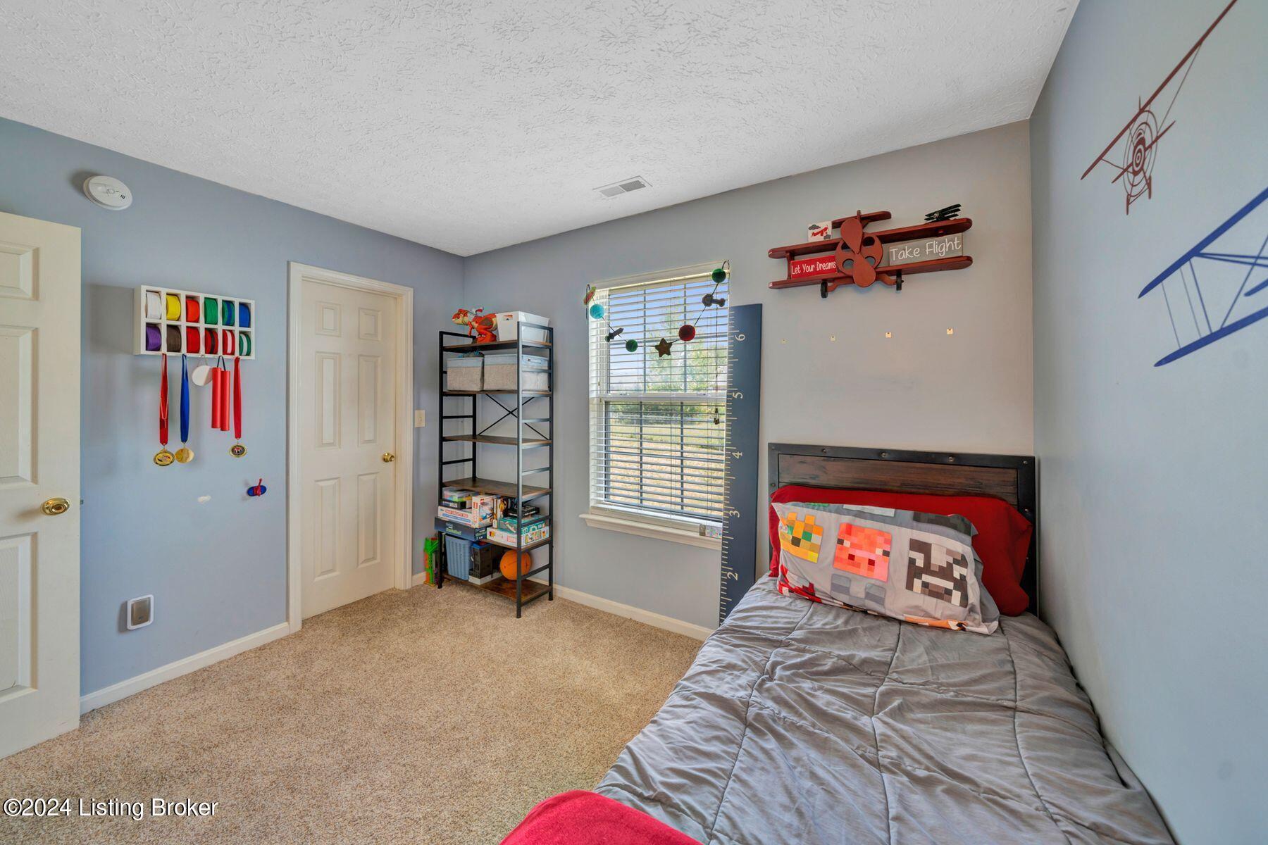 149 Sara Ct