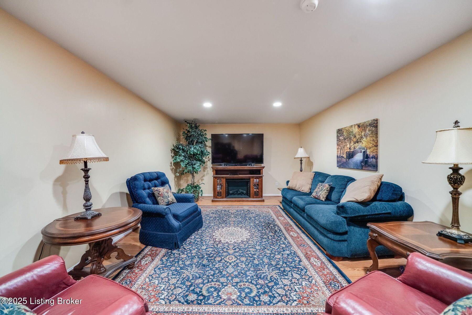 8701 Rambo Ct