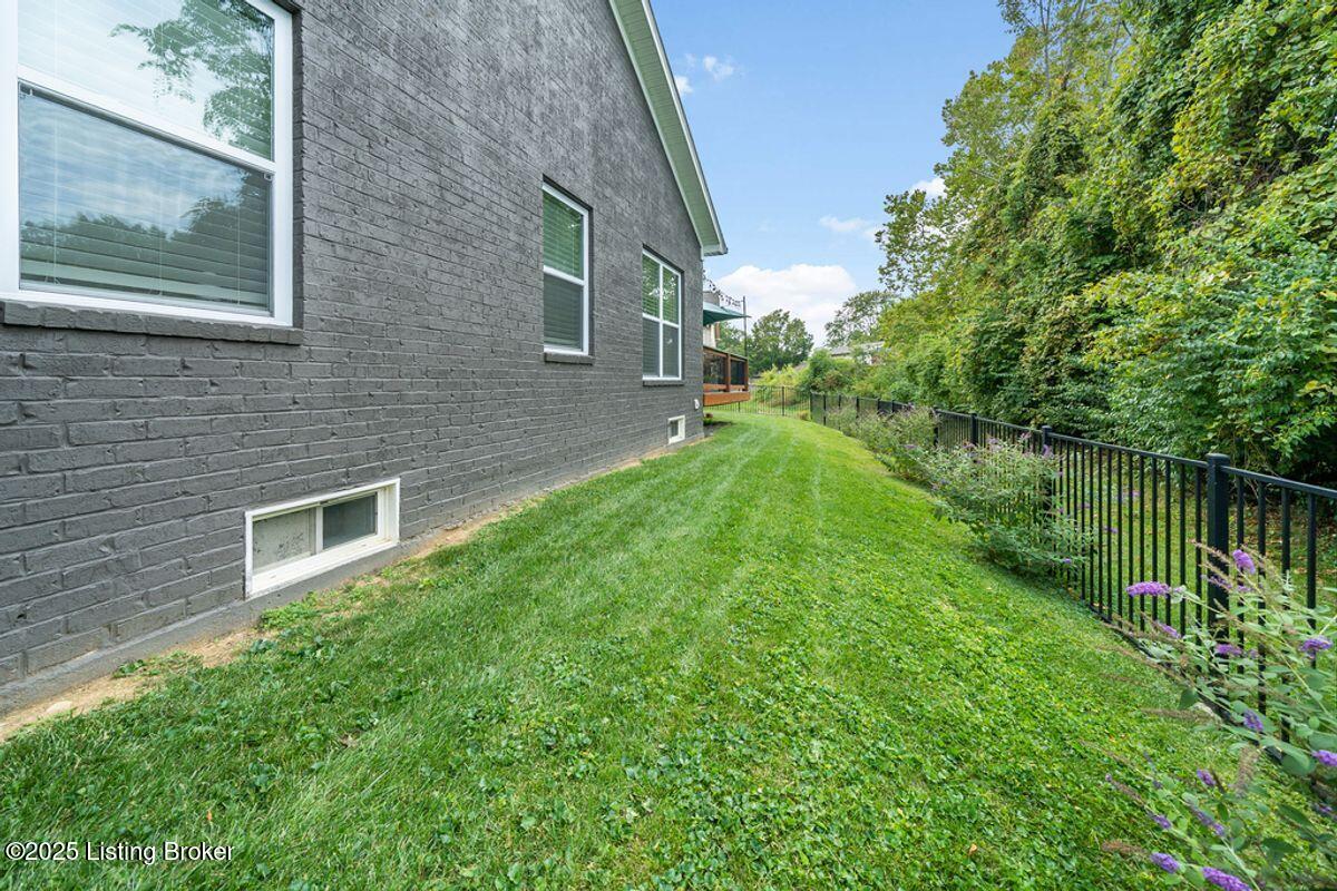 3404 Stara Ct
