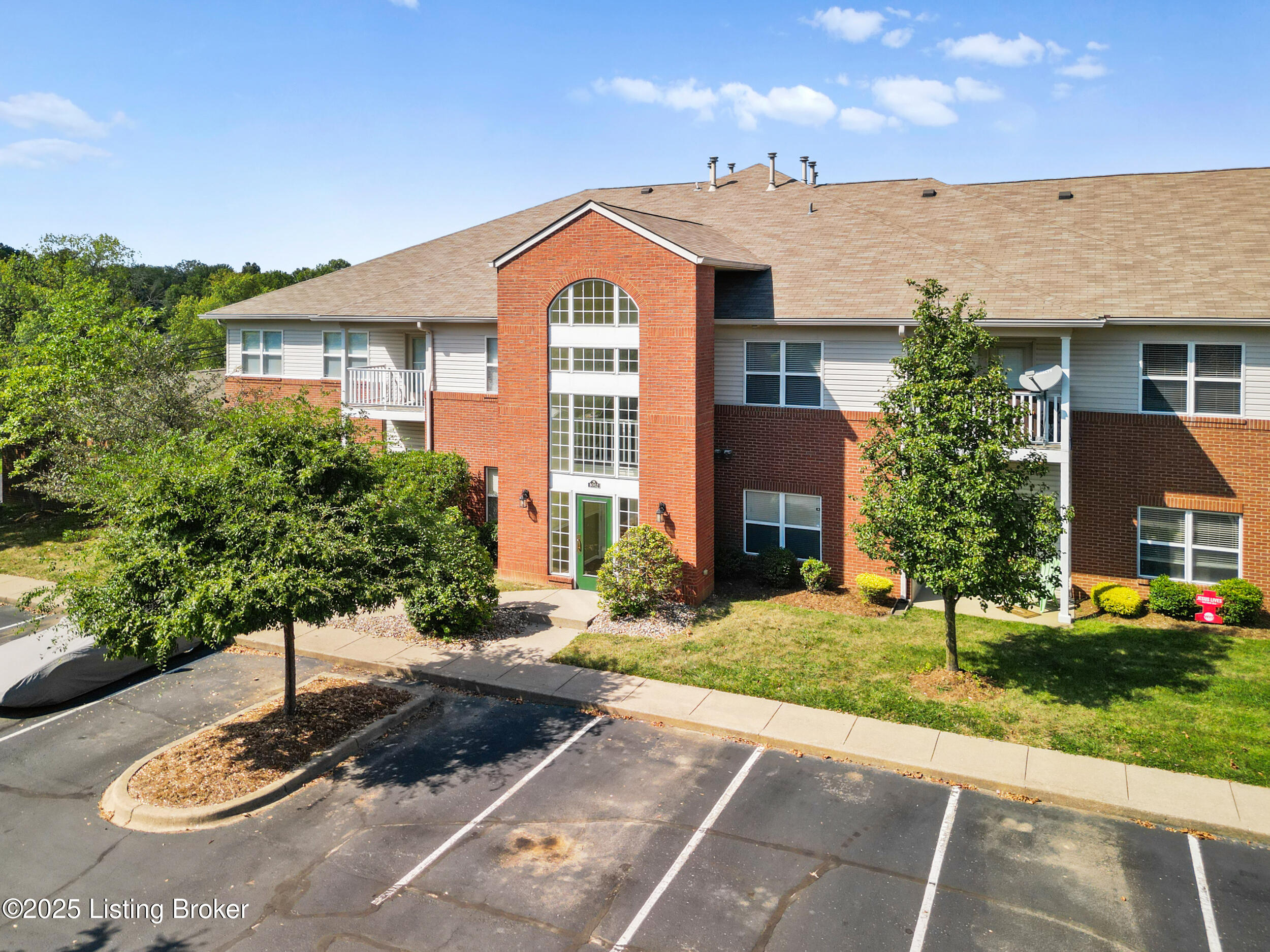 8002 Magnolia Ridge Ct 103