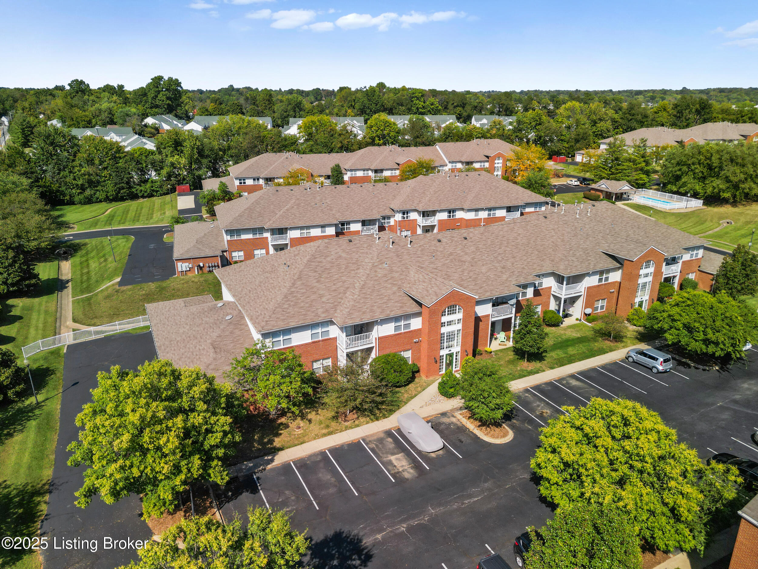 8002 Magnolia Ridge Ct 103