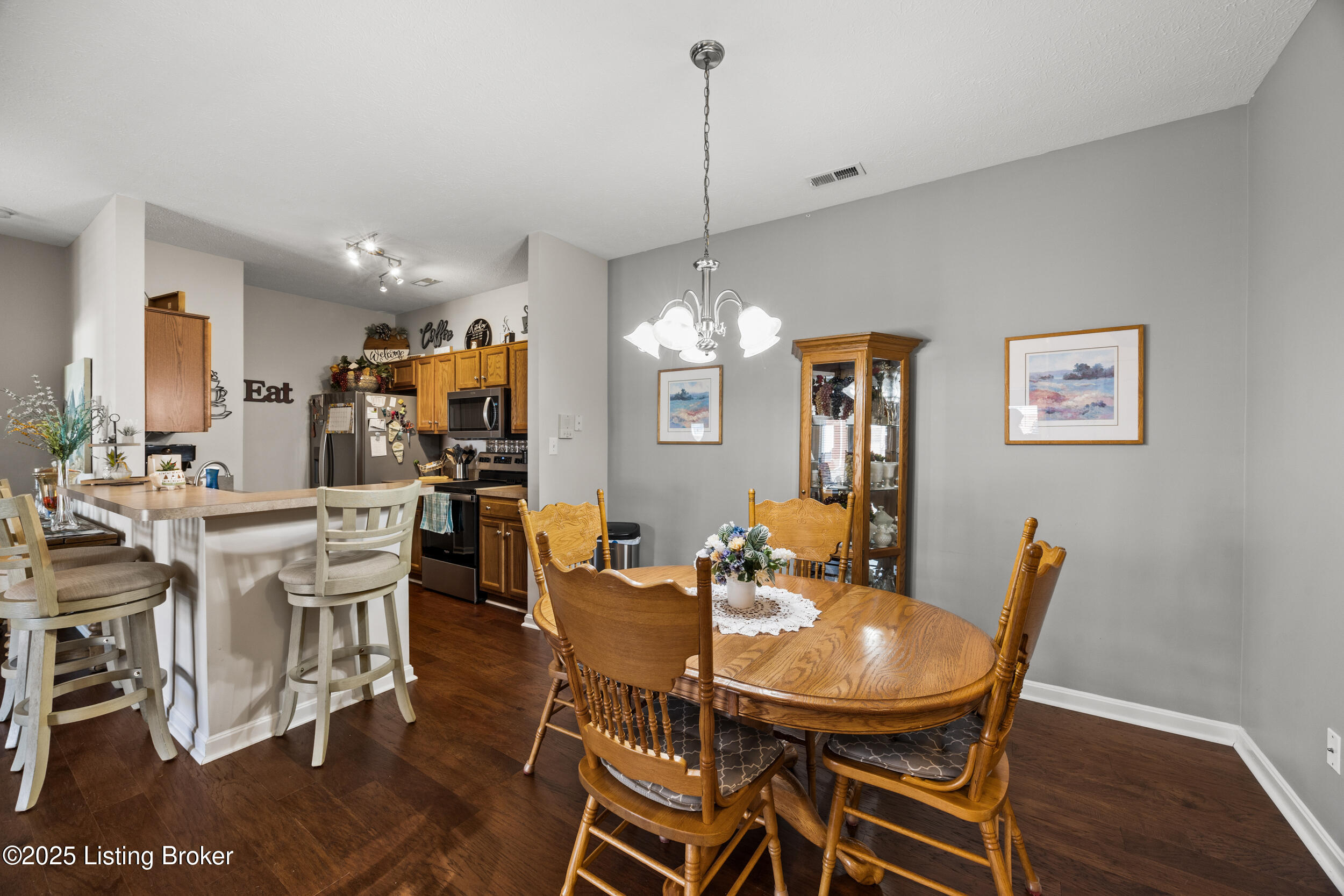 8002 Magnolia Ridge Ct 103