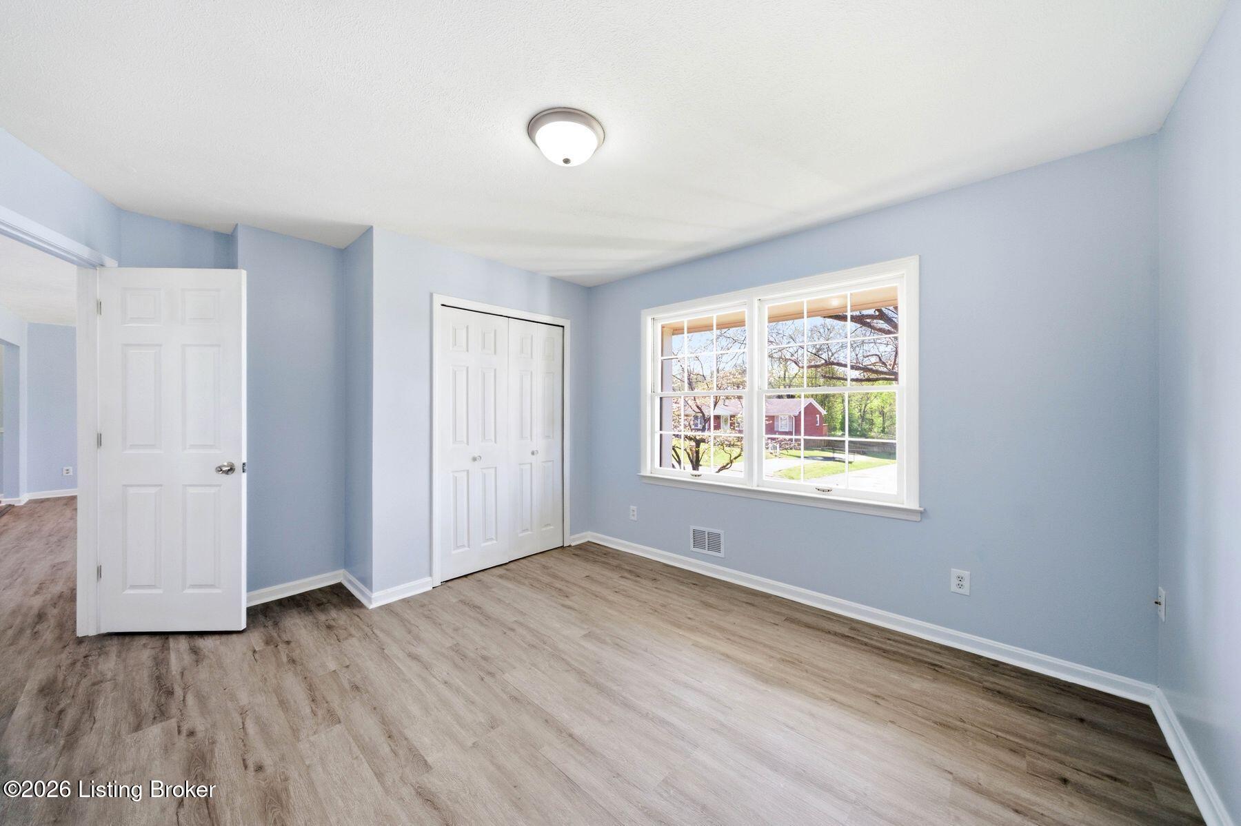 5917 Whispering Hills Blvd